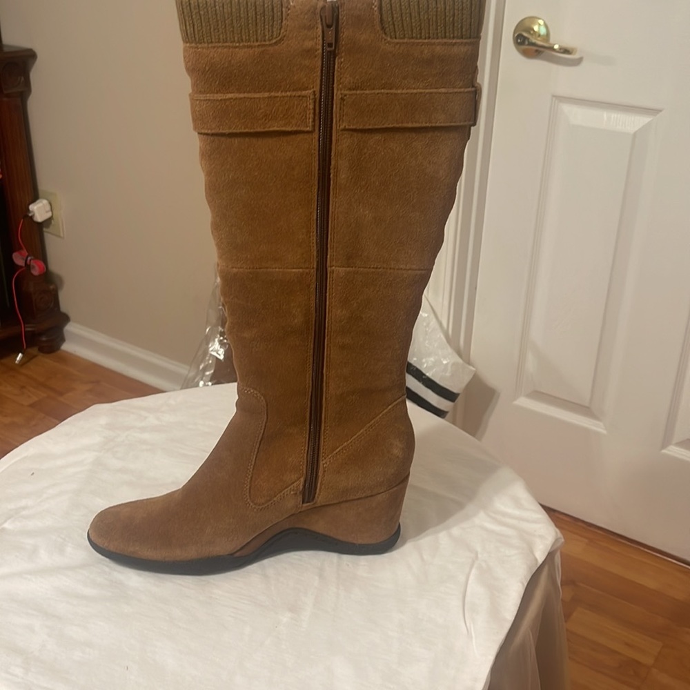 Lady boot - Picture 3 of 6
